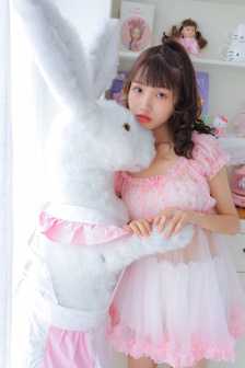 美女诱惑